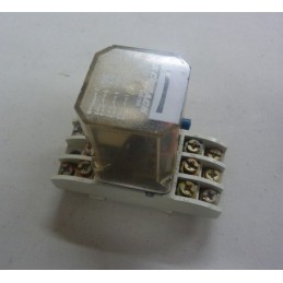 SCHRACK R1 301 024 + SOCKET
