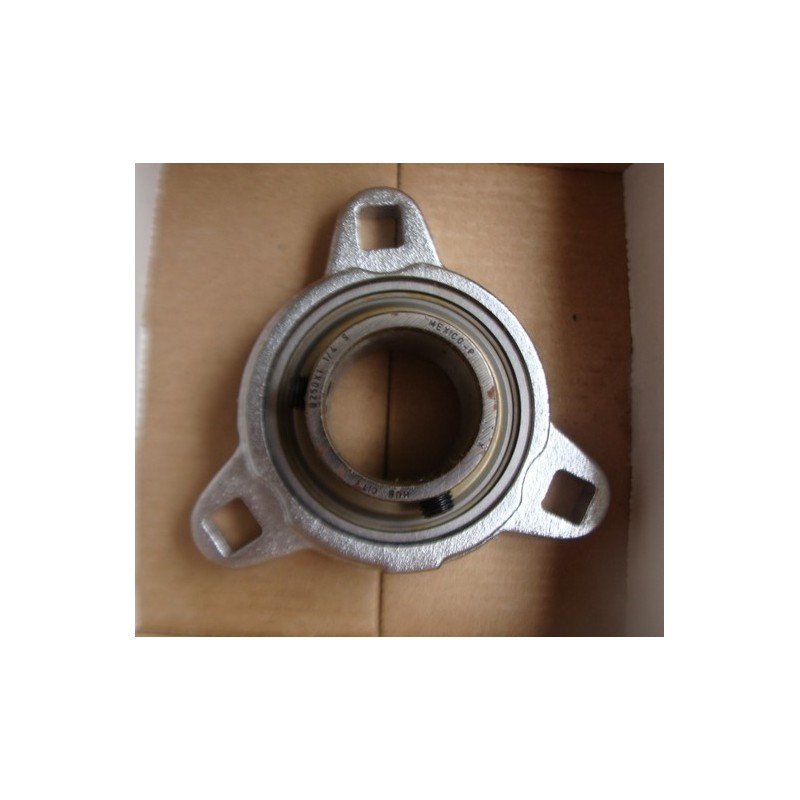 HUB CITY BEARING CAST 3BOLT/PLATED HUB CITY BEARING CAST 3BOLT/PLATED