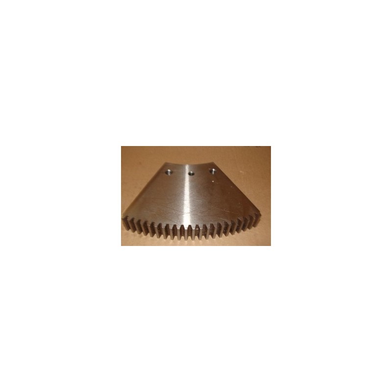 GEAR 043877