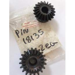 18135