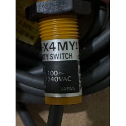 OMRON  SWITCH E2K-X4MY1
