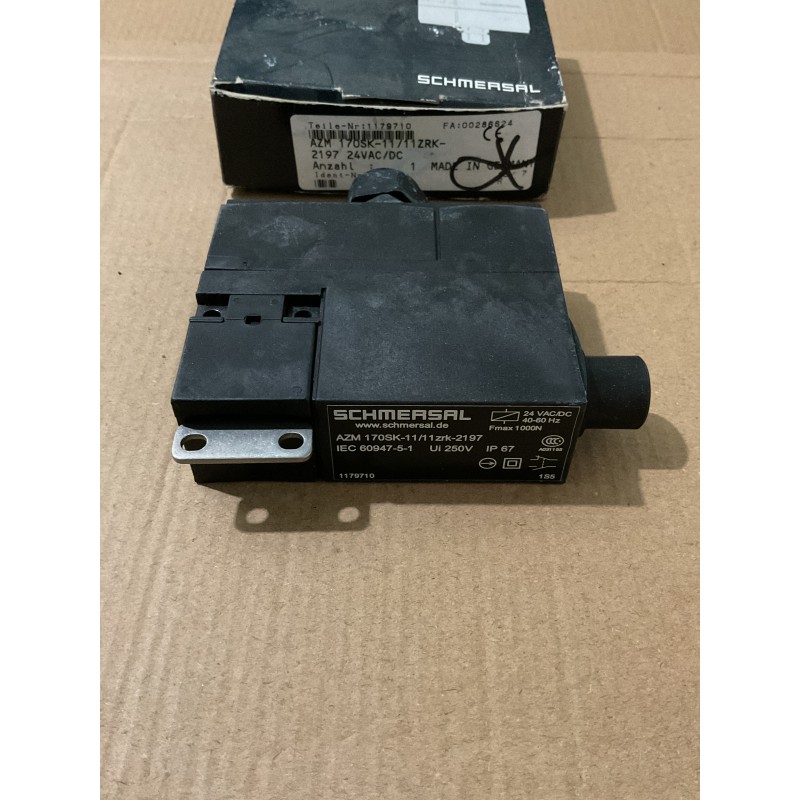 Schmersal AZM 170SK-11/11ZRK-2197 Solenoid Interlock Switch Schmersal AZM 170SK-11/11ZRK-2197 Solenoid Interlock Switch
