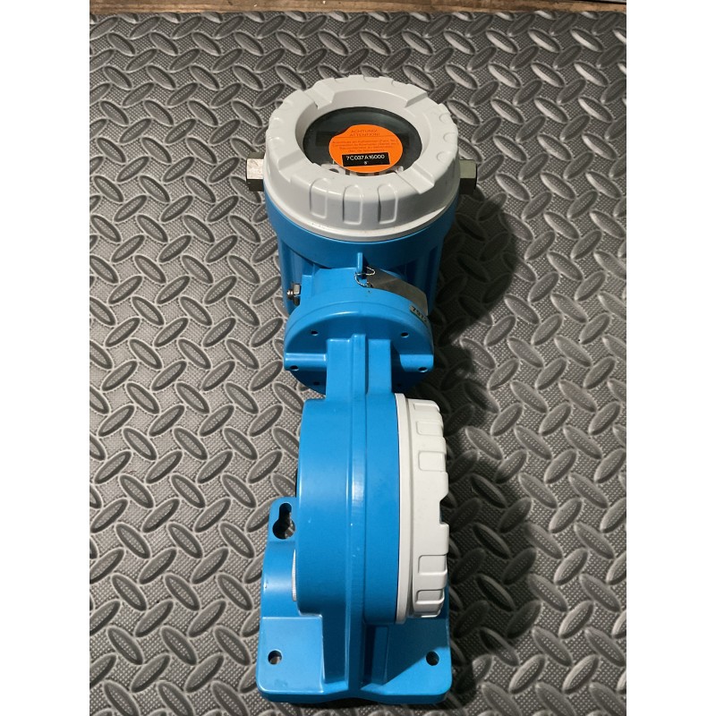 Endress+Hauser 73F80-SK4AA1AEB4AA – Precision Coriolis Flowmeter for Industrial Applications