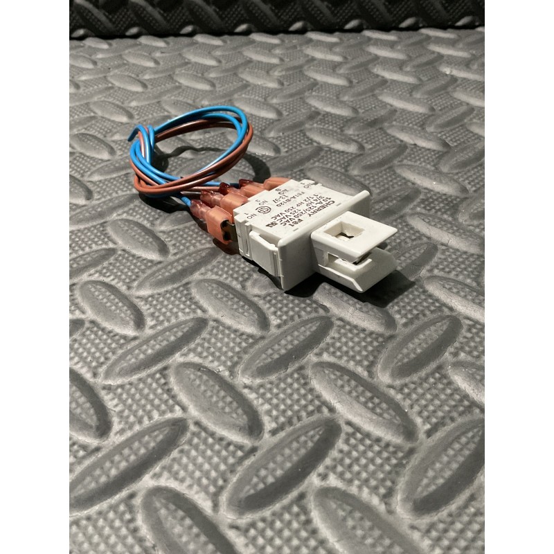CHERRY Push Button F81