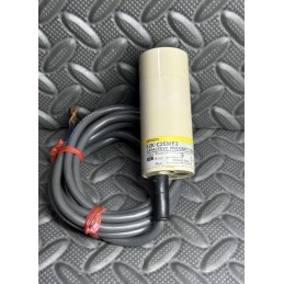 OMRON E2K-C25ME2 CAPACITIVE PROXIMITY