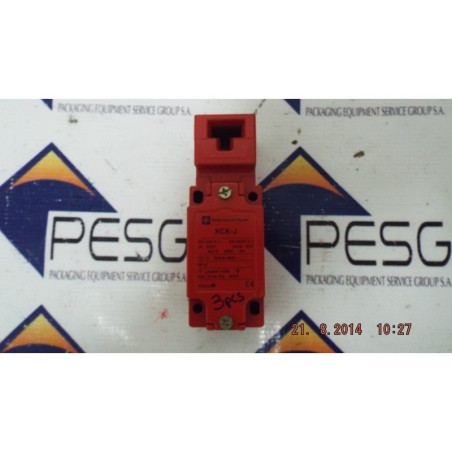TELEMECANIQUE SAFETY INTERLOCK SWITCH