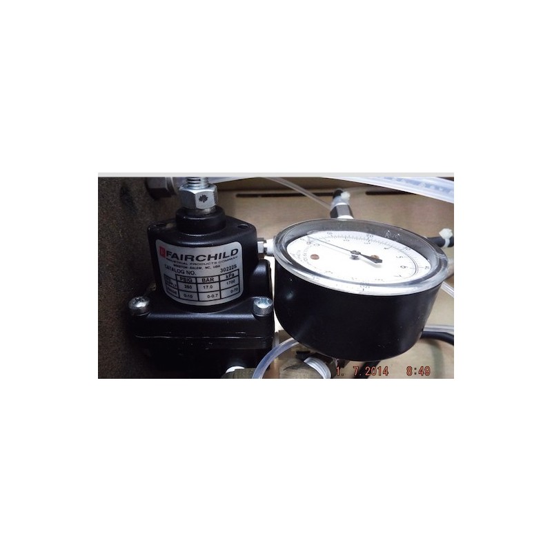 Fairchild Precision Pressure Regulator Fairchild Precision Pressure Regulator