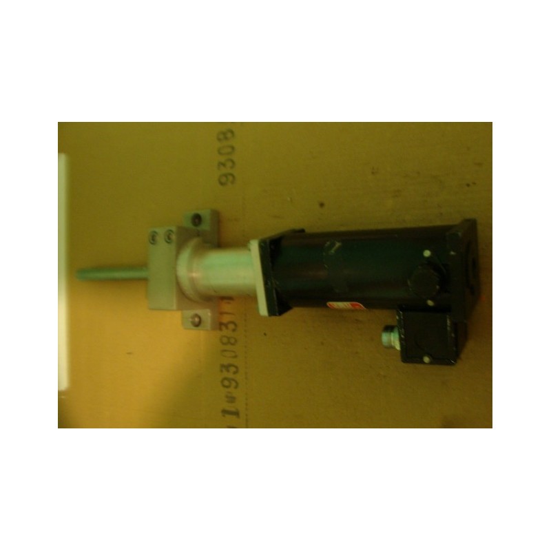 DAYTON MOTOR RPM 1800 4Z528 DAYTON MOTOR RPM 1800 4Z528